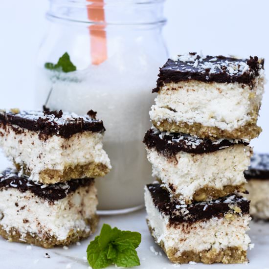 No-Bake Creamy Coconut Bars
