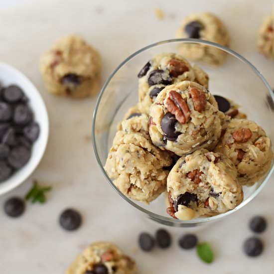 Raw Cookie Dough Bites