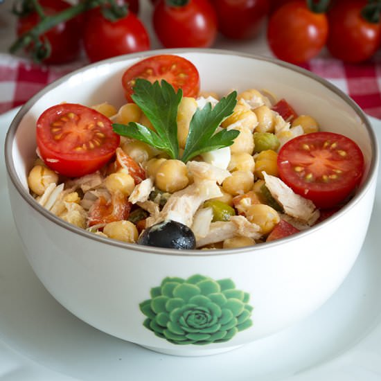 CHICKPEAS SALAD