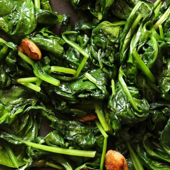 Wilted Baby Spinach, Garlic and Oil