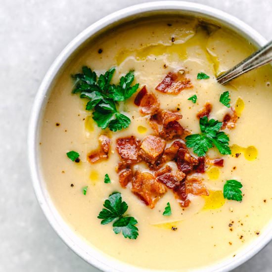 Instant Pot White Bean Soup