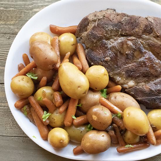 Easy Crock-Pot Roast Beef