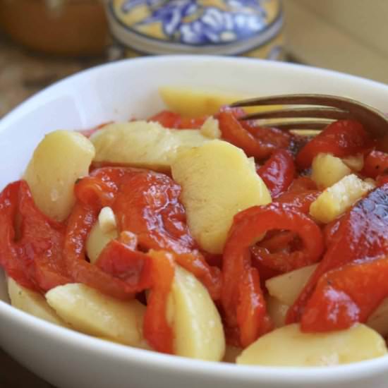 potato & roasted red peppers salad