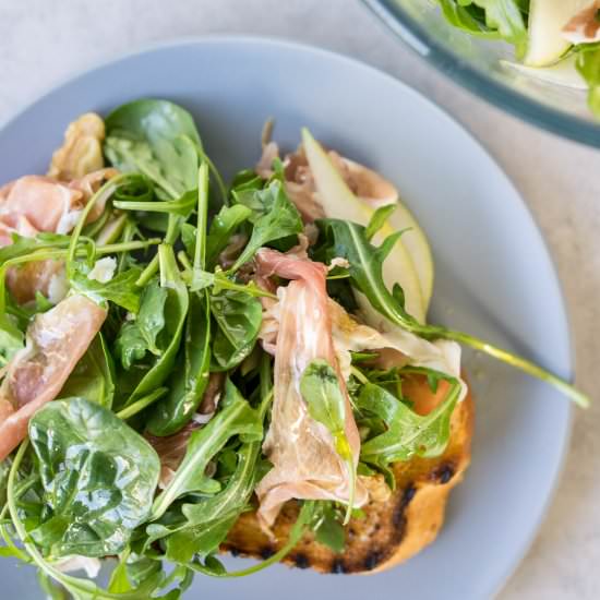 Pear and Prosciutto Salad