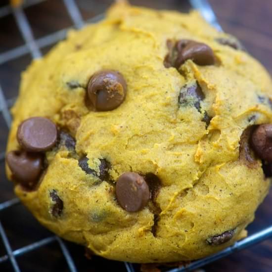PUMPKIN CHOCOLATE CHIP COOKIES