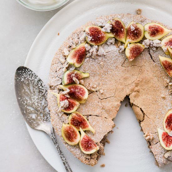Flourless Walnut Cake