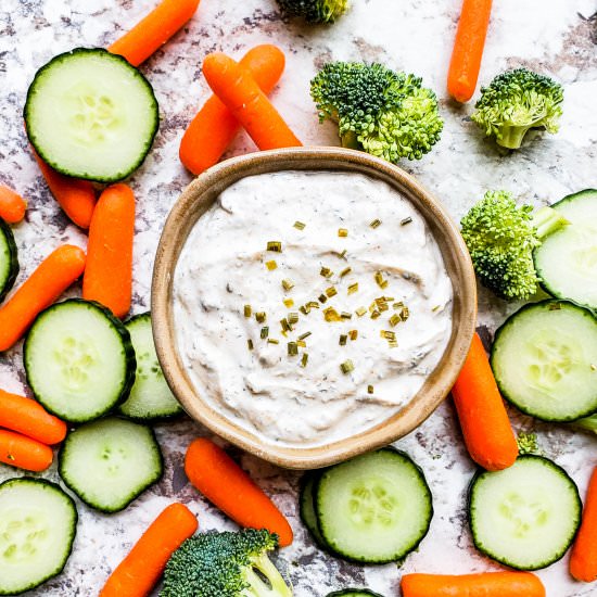 Healthy Greek Yogurt Ranch Dip