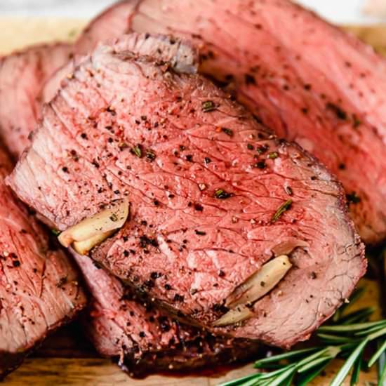 Garlic Lovers Roast Beef