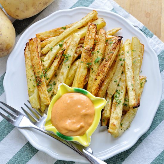 Oven-Baked Garlic Fries with Spicy