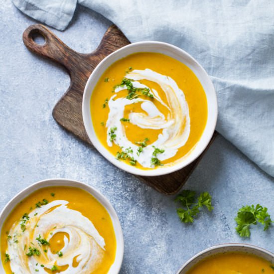 Curry Coconut Carrot Soup