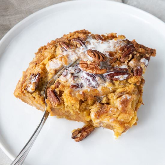 Pumpkin Crunch Cake Dessert