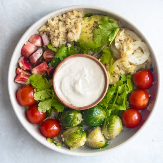 VEGAN QUINOA BUDDHA BOWL