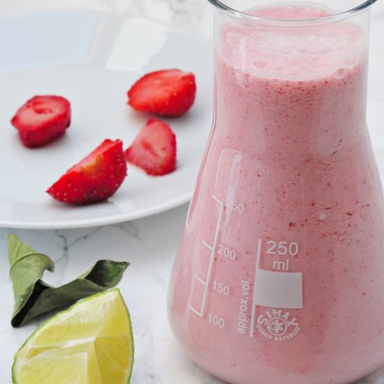 Strawberry-ginger smoothie