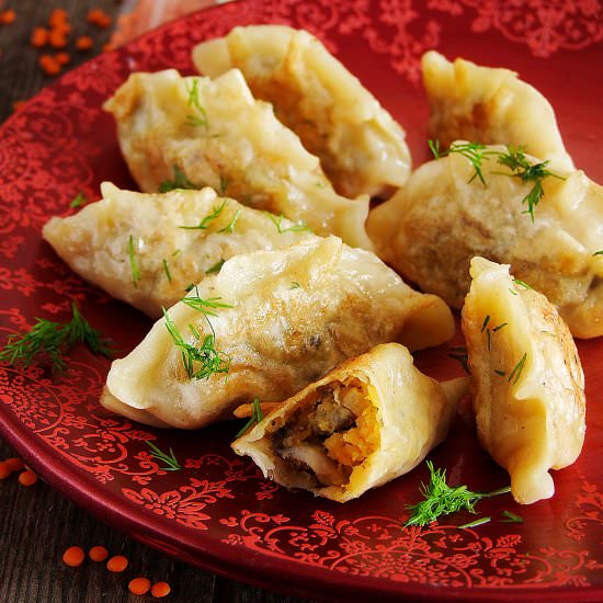 dumplings with lentils and mushroom