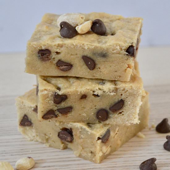Peanut Butter Banana Blondies