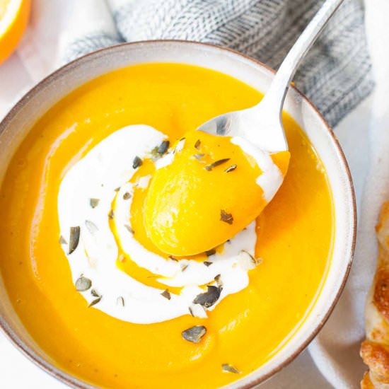 Pumpkin and ginger soup with orange