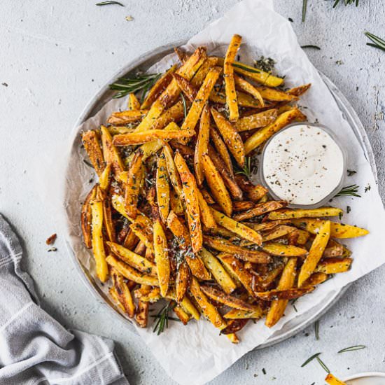 Crispy Baked Rosemary Fries