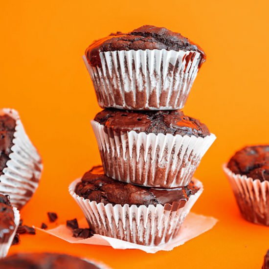 Healthy Chocolate Pumpkin Cupcakes