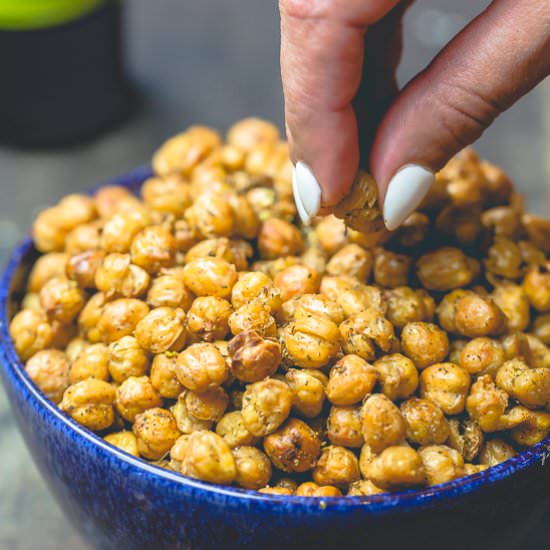 Crunchy Roasted Chickpeas