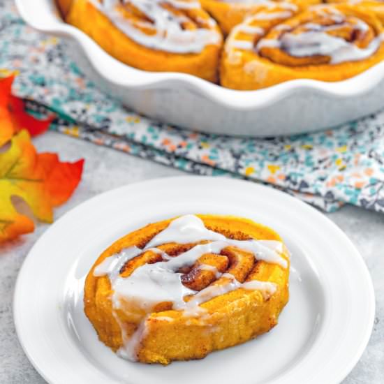 Pumpkin Cinnamon Rolls