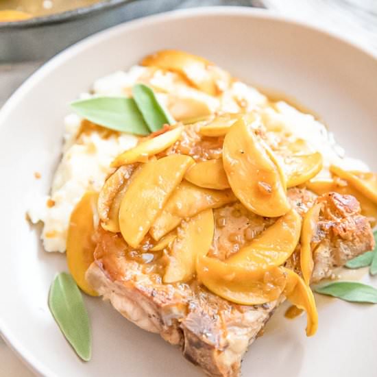Pork Chops with Apples