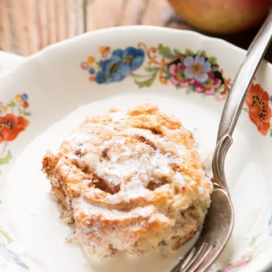 HEIRLOOM APPLE ROLLS