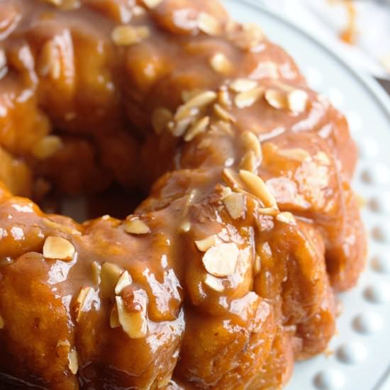 Gooey Caramel Monkey Bread