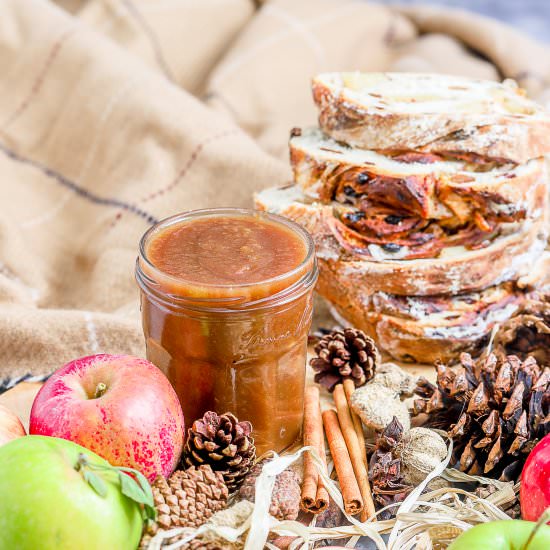 Easy Homemade Apple Butter