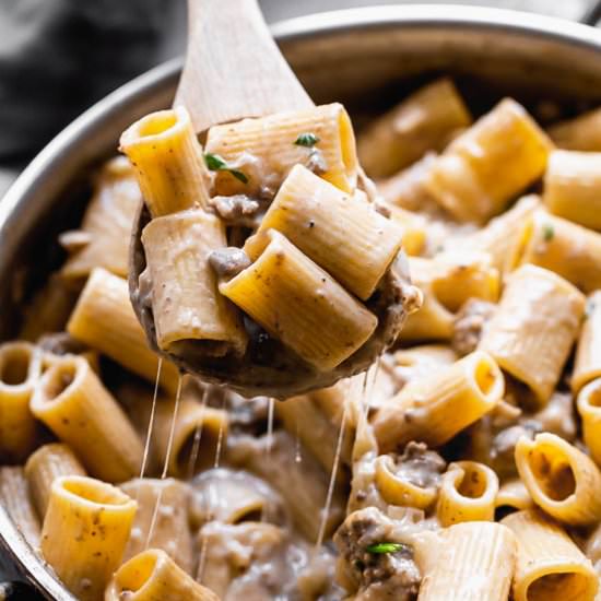 Cheesy Beef Stroganoff