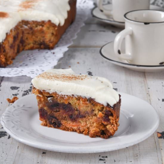 Carrot cake with cream cheese