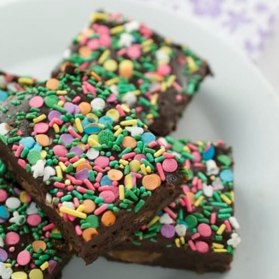 FUDGY CARAMEL EGG BROWNIES