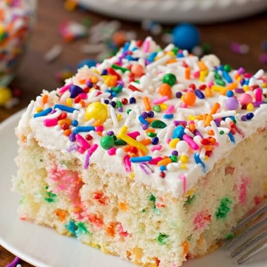 HOMEMADE FUNFETTI CAKE
