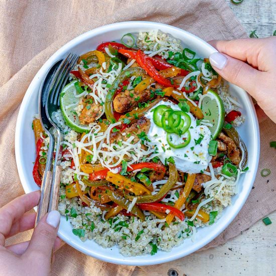 Easy Chicken Fajita Bowl
