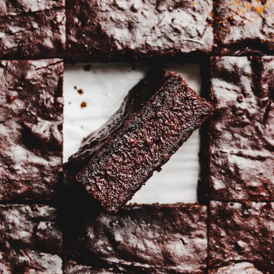 flourless vegan pumpkin brownies