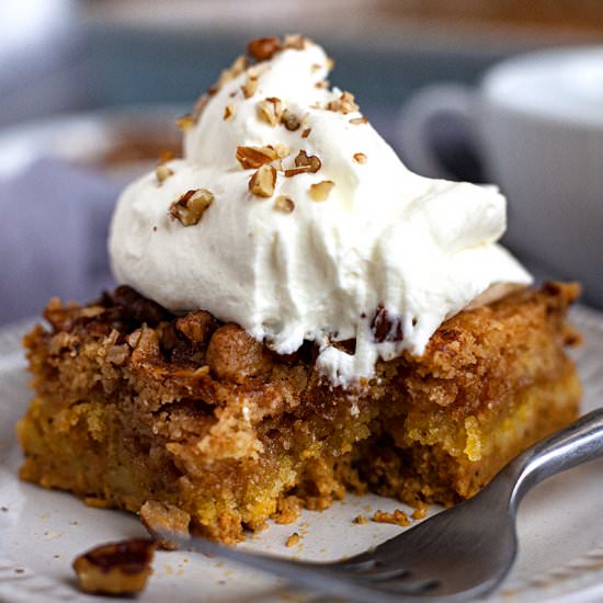 Pumpkin Crunch Cake