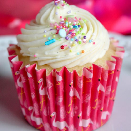 Vanilla vanilla bean cupcakes