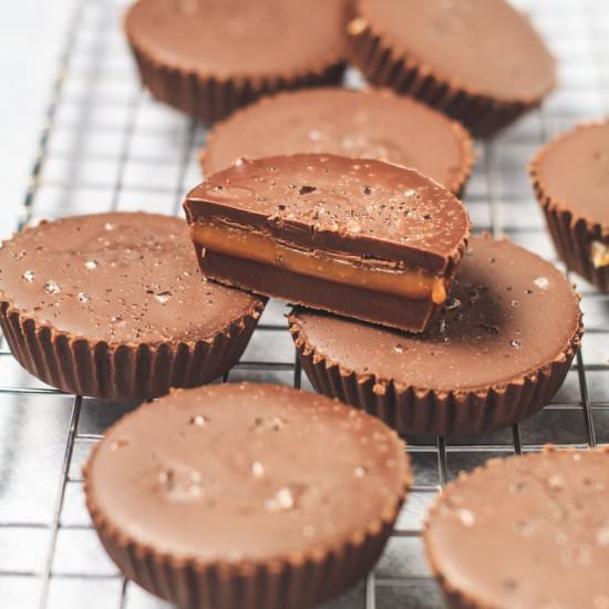 Salted Caramel Chocolate Cups