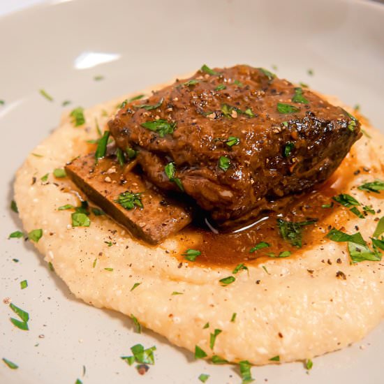Slow Cooker Short Ribs with Polenta