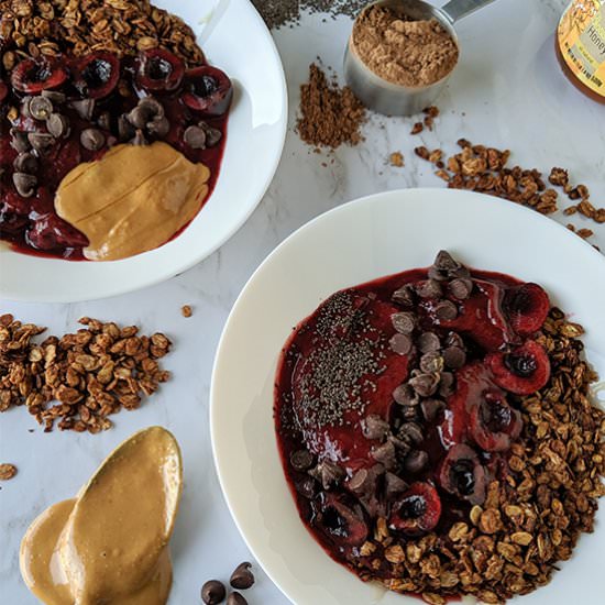 Cherry Chocolate Smoothie Bowl