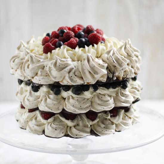 Chocolate Meringue Crown