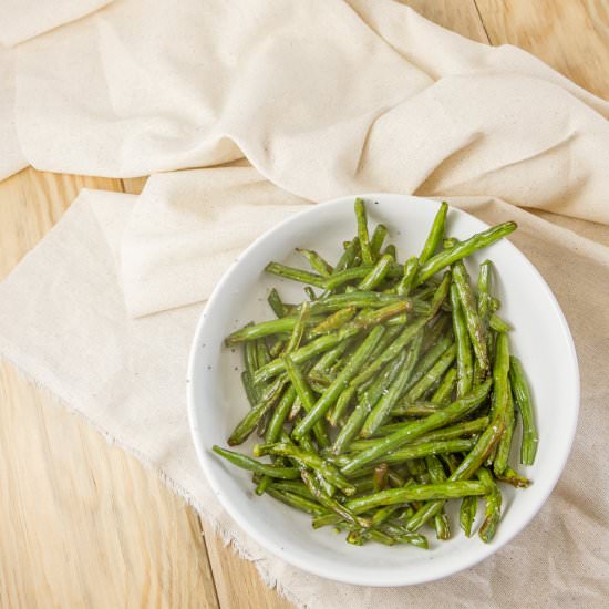 Air Fryer Roasted Green Beans