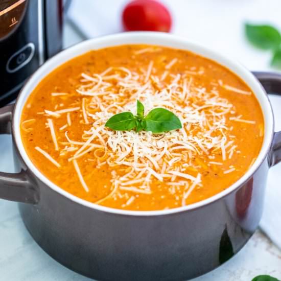 Slow Cooker Tomato Soup