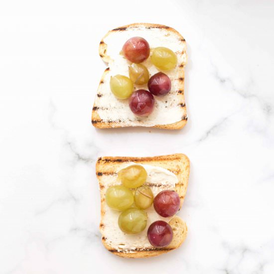 Grilled grapes bruschetta