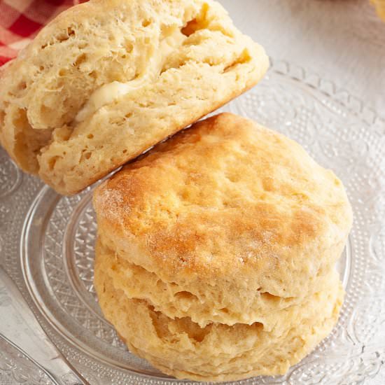 Vegan Buttermilk Biscuits