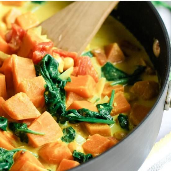 Vegan Curry with Sweet Potatoes