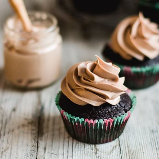 MILK CHOCOLATE CUPCAKES