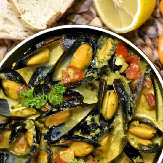 Caribbean Coconut Mussel Curry