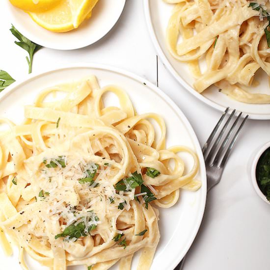 Skinny Fettuccine Alfredo