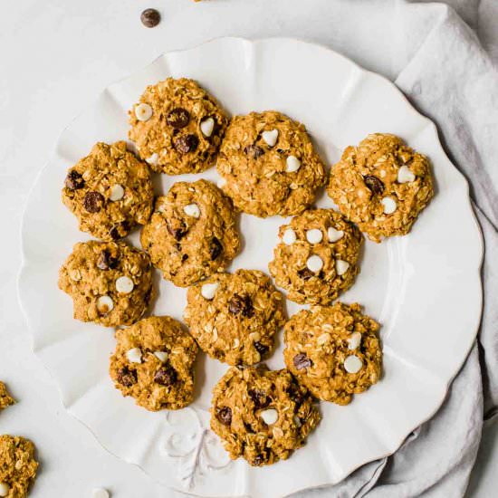 Soft Pumpkin Oatmeal Cookies