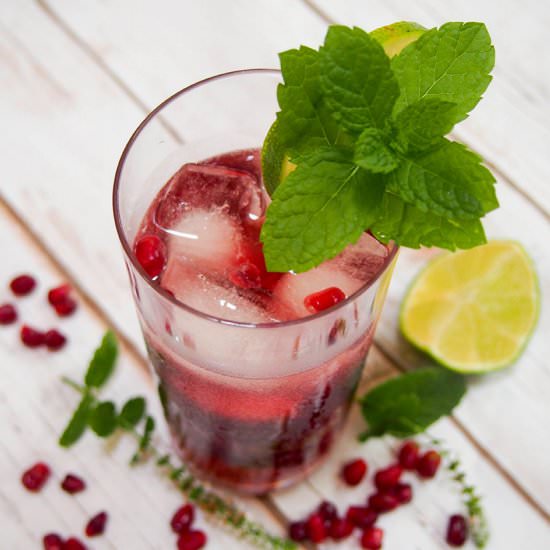 Pomegranate mojito